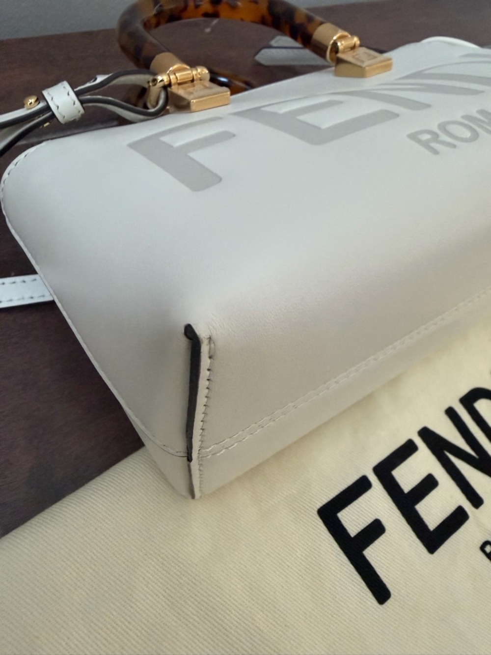 Fendi mini by the way with Tortoiseshell Handles - 100% authentic! - Picture 3 of 15